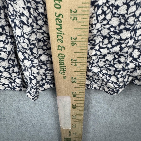 Old Navy Dress Womens 4X Blue White Floral Smocked Sleeveless Sundress Mini NEW - Picture 9 of 10